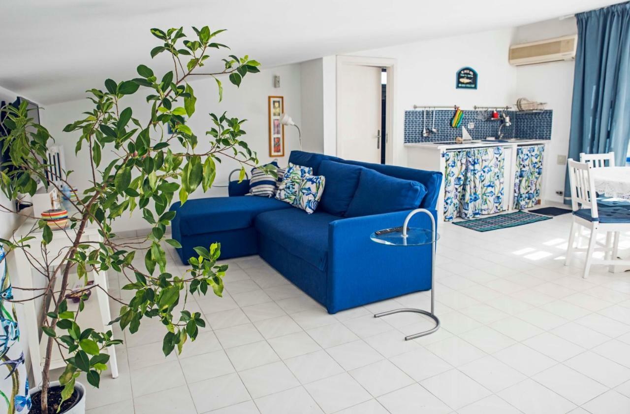 Miracoletti38 Hotel Наполи Екстериор снимка
